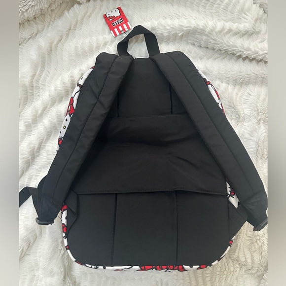 ✨NWT Hello Kitty Backpack